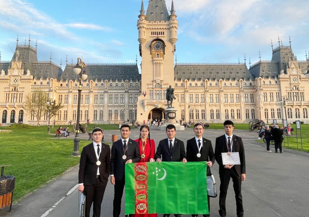 Turkmen students won 17 medals at the Mathematical Olympiad in Romania