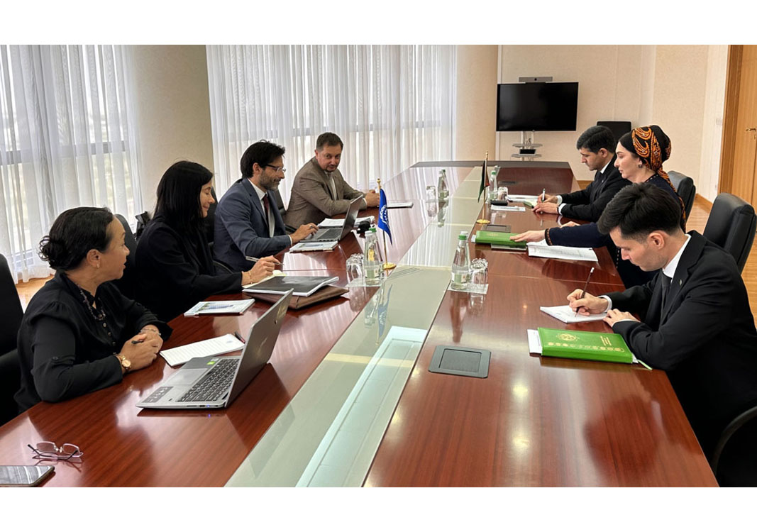 Meeting at the MFA of Turkmenistan with representatives of the International Labor Organization (ILO)