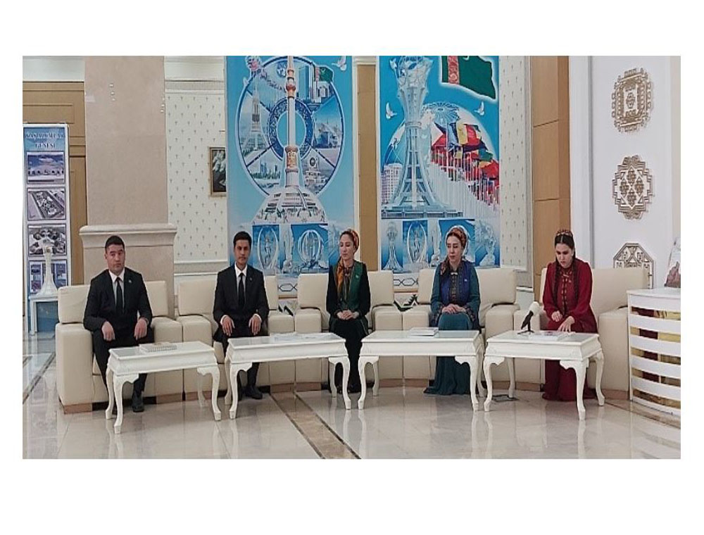 Konstitusiýa – baky bagtym, ýaşyl baýdak – täji-tagtym