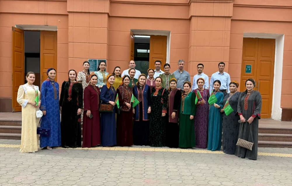 C5+ONE: sebitleýin okuw maslahaty