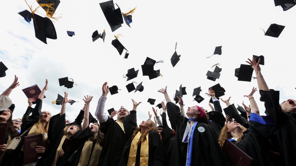 Russiýada bilim almak isleýän türkmen ýaşlaryna 500 býujet orunlary berildi