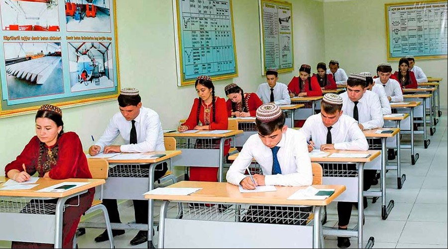 Ýokary okuw mekdepleriniň giriş synaglaryna badalga berildi